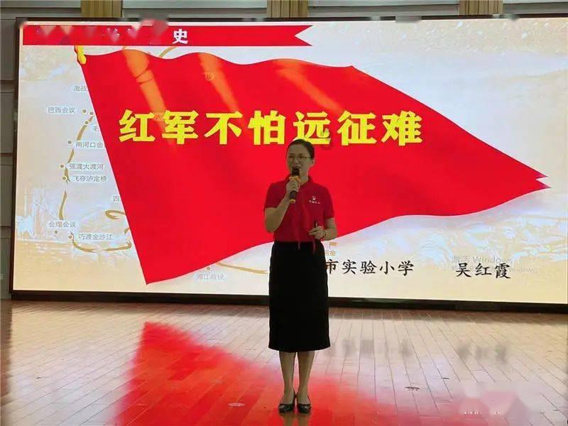 双人跨栏赛跑
