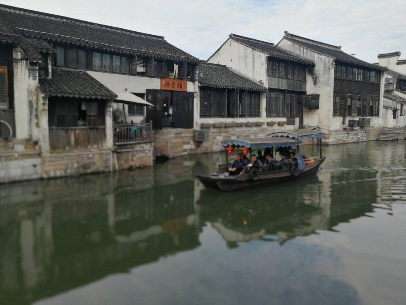 海南省委直属机关工委组织部党支部与马村边检站党委联合开展主题党日活动
